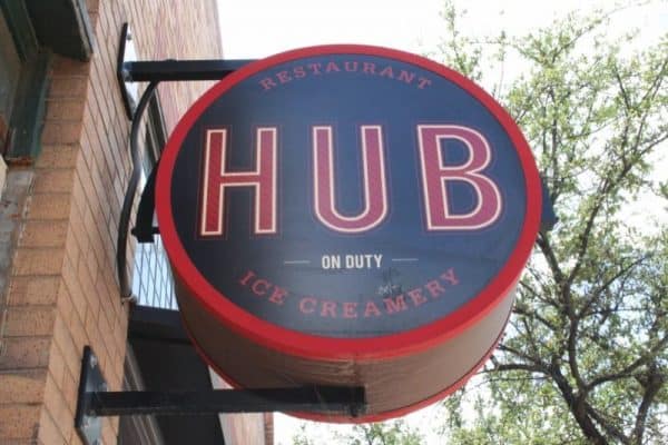Hub Restaurant Creamery Sign | Restaurant Review: Hub Restaurant and Creamery
