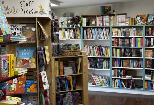 Mildred and Dildred Toystore Childrens Books Tucson | Mildred & Dildred - Attraction Guide