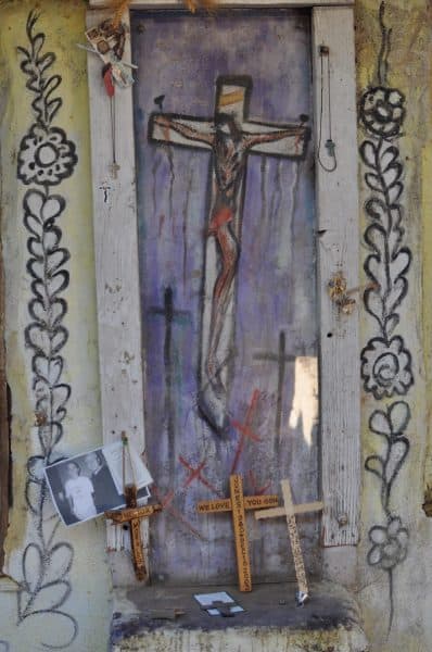 crucifix in chapel by DeGrazia 1 | DeGrazia Gallery in the Sun - Attraction Guide