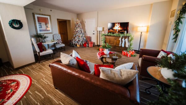 Resort for the Holidays Holly Jolly Hideaway Suite JW Marriott Tucson Starr Pass | Resort Report: JW Marriott Tucson Starr Pass Resort & Spa