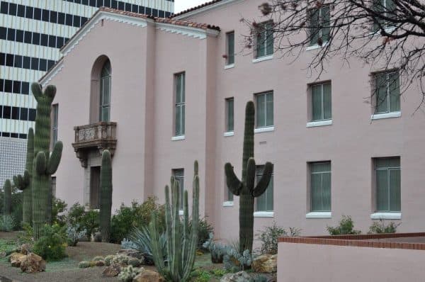 pink courthouse in Downtown Tucson | Ultimate Guide to Tucson Food Tours