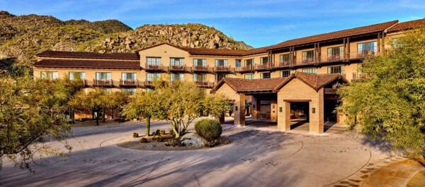 Exterior Front The Ritz Carlton Dove Mountain Tucson Marana | Resort Report: The Ritz-Carlton, Dove Mountain
