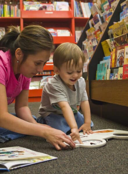 Mother Toddler Bookmans Reading Tucson | Tucson Storytimes