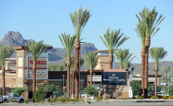Tucson Premium Outlets Simon | Tucson Premium Outlets Guide - Stores, Restaurants, Parking, Deals!