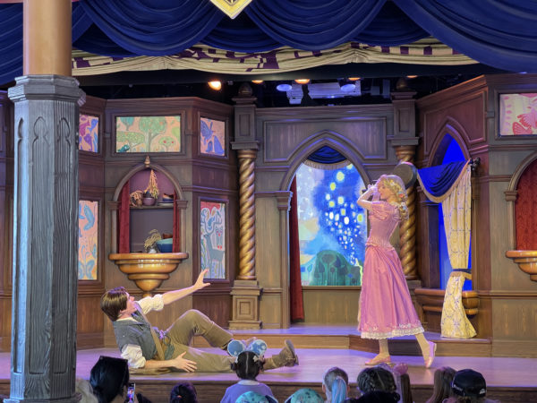 Storytelling Royal Theatre Rapunzel Flynn Rider Disneyland Park | ROAD TRIP: Tucson to Disneyland