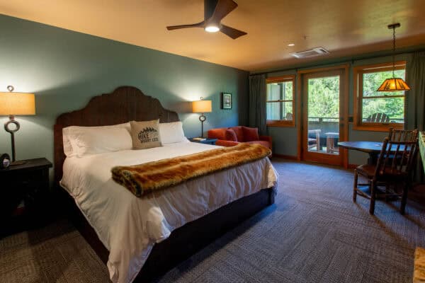 Mount Lemmon Lodge King Guest Room Near Tucson | Mount Lemmon | Ultimate Guide to Tucson's Favorite Mountain!
