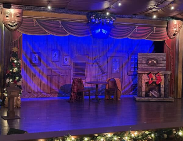 Gift of the Magi Knotts Merry Farm | Road Trip: Tucson to Knott's Berry Farm