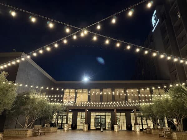Knotts Hotel Courtyard Events Weddings | Road Trip: Tucson to Knott's Berry Farm