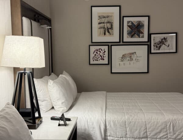 Knotts Hotel Two Queens Room | Road Trip: Tucson to Knott's Berry Farm