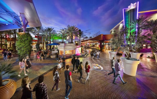 Tempe Marketplace Arizona Shopping Mall | Tucson to Tempe: Road Trip Guide