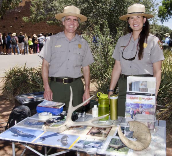 Grand Canyon Junior Ranger Program Arizona | ROAD TRIP: Tucson to Grand Canyon Railway