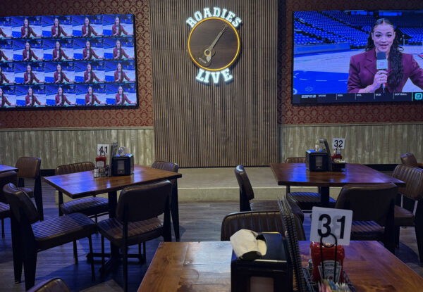 Roadies Live Stage Gastropub Tucson Arizona | Roadies Guide - Lanes, Games, Gastropub!