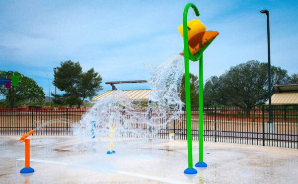 Big Bucket Splash Pad Joaquin Murrieta Park Tucson | Best Splash Pads in Tucson