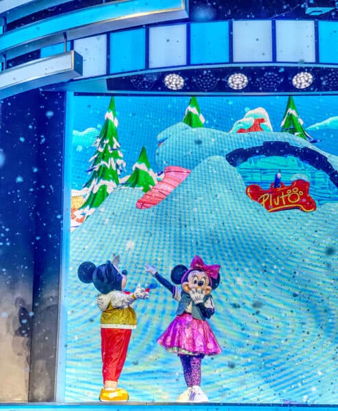 Mickey Minnie Clubhouse Disneyland 1 | Disneyland's 70th Anniversary - New Shows, Fun Rides, and Delectable Treats
