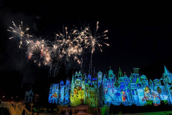 Wondrous Journeys Disneyland Small World Fireworks Projection 2 | Disneyland's 70th Anniversary - New Shows, Fun Rides, and Delectable Treats